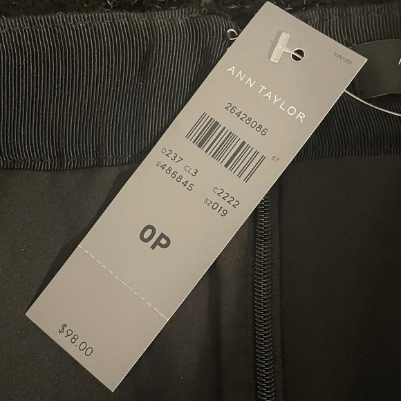 Ann‎ Taylor Petite Glittery Sequined Black Mini Pencil Skirt Size 0 NWT - Picture 5 of 6